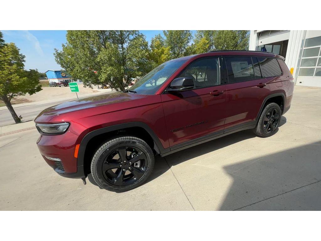 new 2025 Jeep Grand Cherokee L car, priced at $51,550