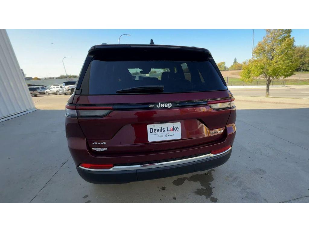 new 2025 Jeep Grand Cherokee car, priced at $47,173
