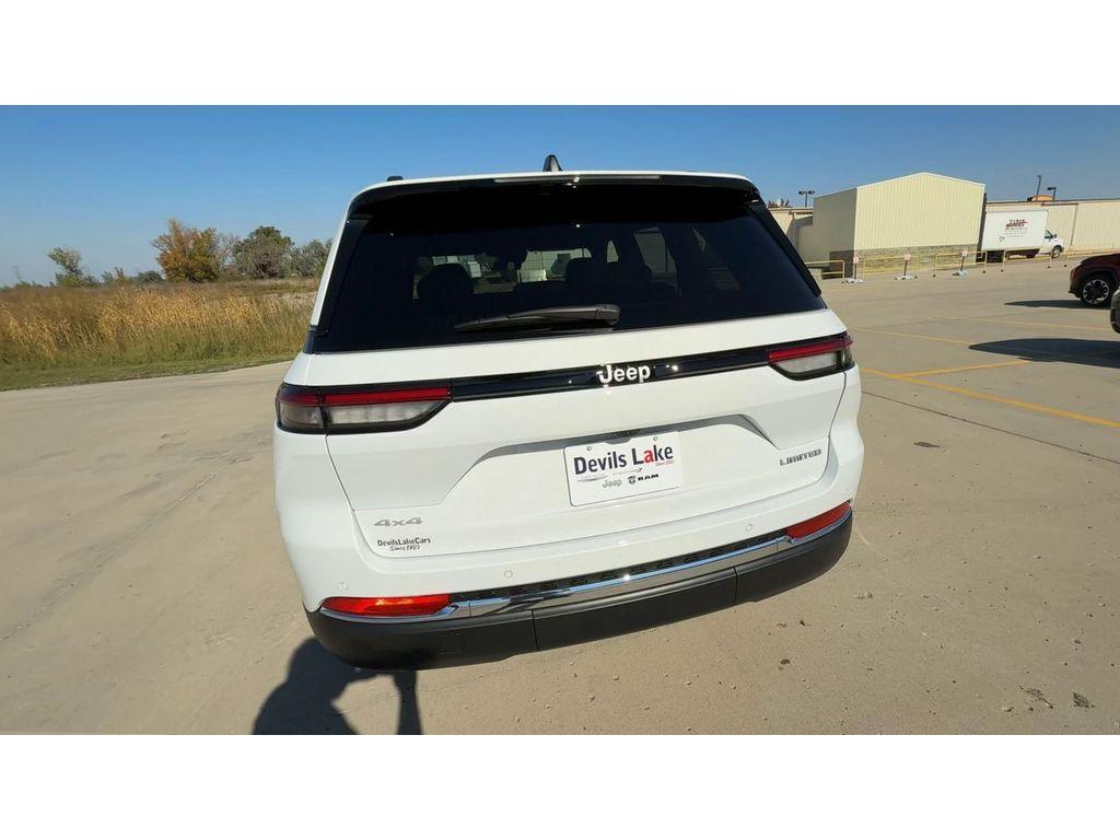 new 2025 Jeep Grand Cherokee car, priced at $46,601