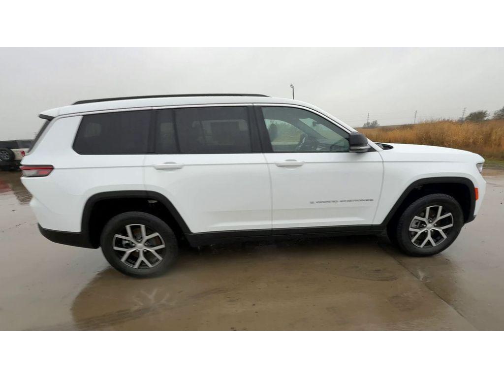 new 2025 Jeep Grand Cherokee L car, priced at $47,665