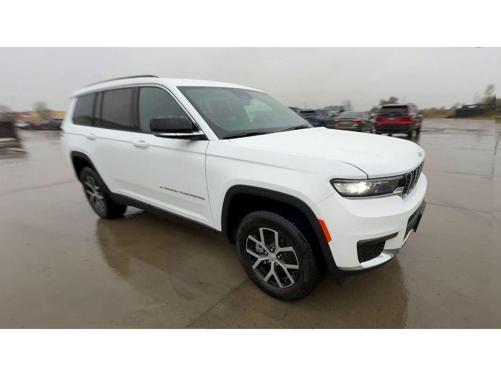 new 2025 Jeep Grand Cherokee L car, priced at $47,665