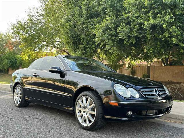 used 2007 Mercedes-Benz CLK-Class car, priced at $7,700