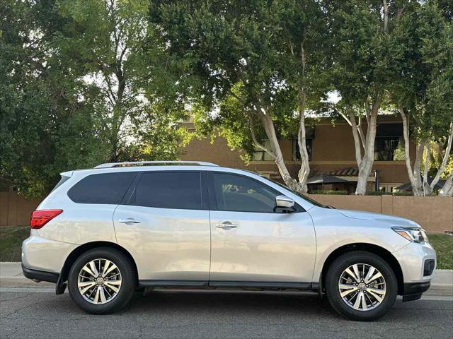 used 2020 Nissan Pathfinder car, priced at $14,500