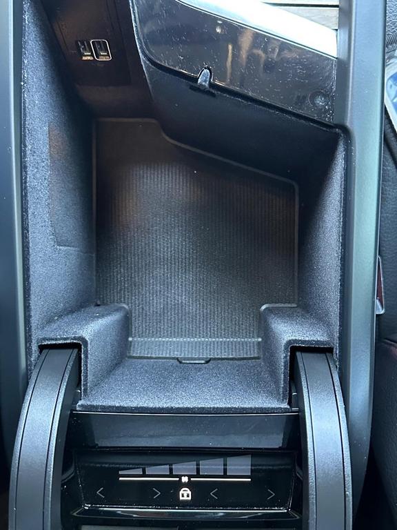 used 2018 Volvo XC60 car, priced at $15,500