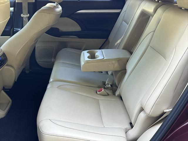 used 2019 Toyota Highlander car, priced at $23,000