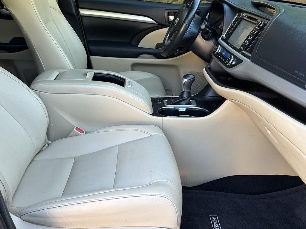 used 2019 Toyota Highlander car, priced at $22,600