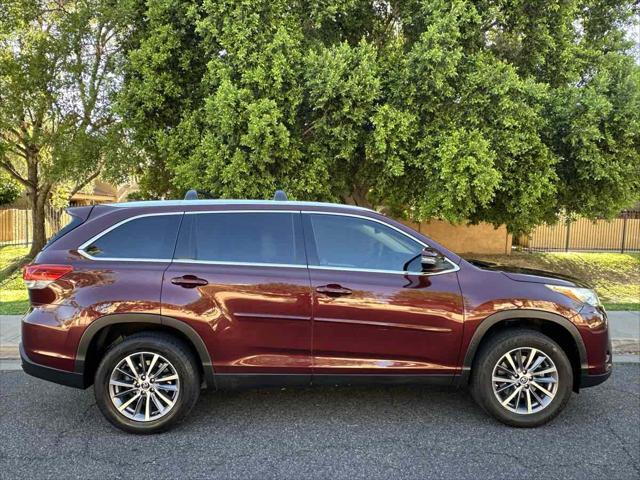 used 2019 Toyota Highlander car, priced at $23,000