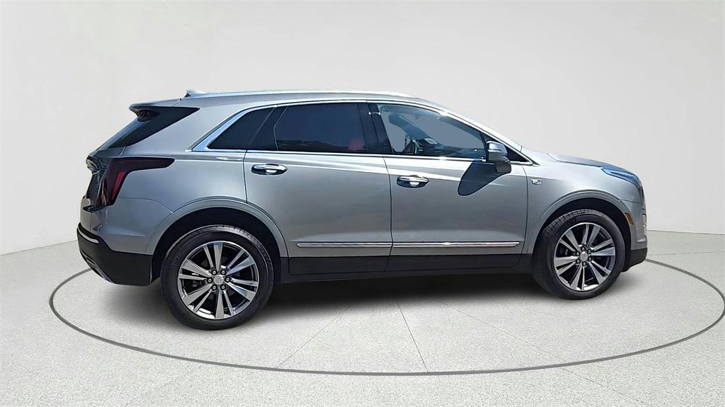 used 2025 Cadillac XT5 car, priced at $42,500