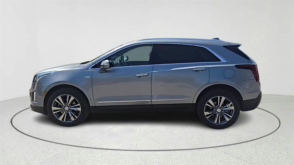 used 2025 Cadillac XT5 car, priced at $42,500