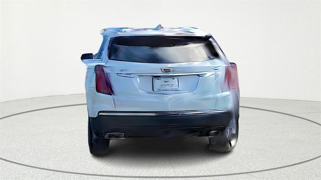 new 2025 Cadillac XT5 car, priced at $40,570