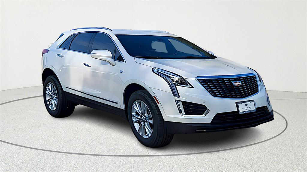 new 2025 Cadillac XT5 car, priced at $40,570