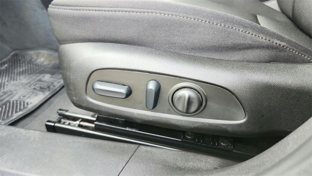 used 2024 Chevrolet Malibu car, priced at $17,991