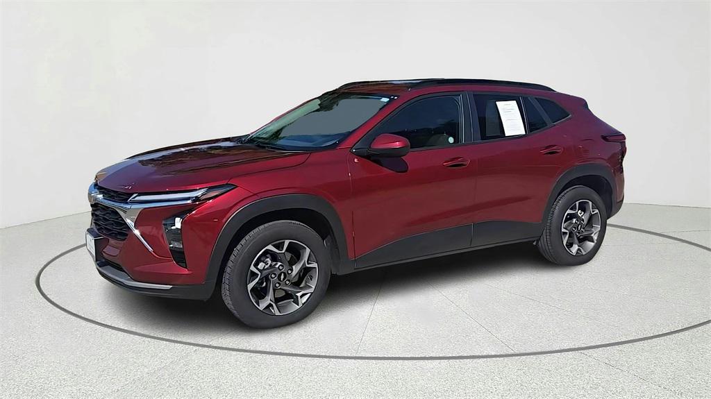 used 2024 Chevrolet Trax car, priced at $19,000