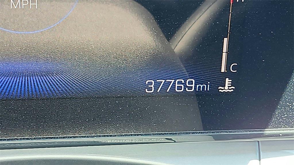 used 2024 Chevrolet Trax car, priced at $19,000