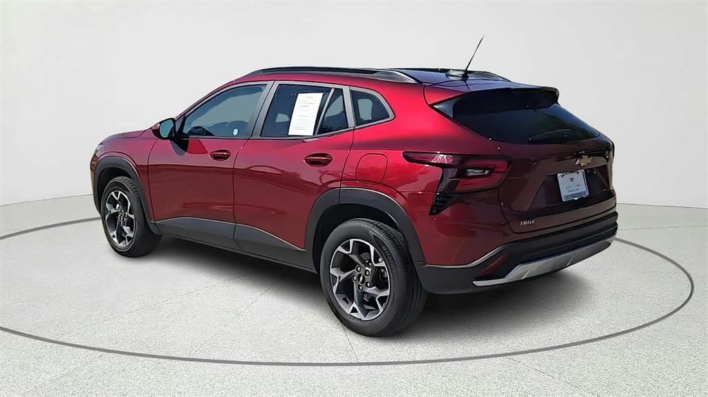 used 2024 Chevrolet Trax car, priced at $19,000