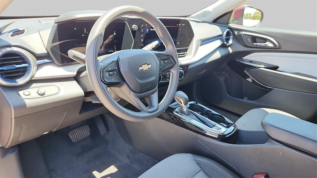 used 2024 Chevrolet Trax car, priced at $19,000