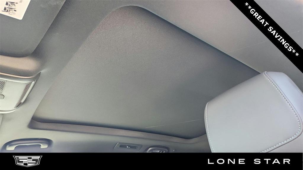 new 2025 Cadillac XT6 car, priced at $50,619