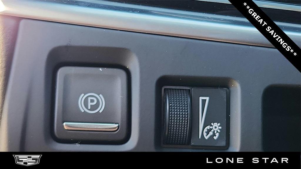 new 2025 Cadillac XT6 car, priced at $50,619