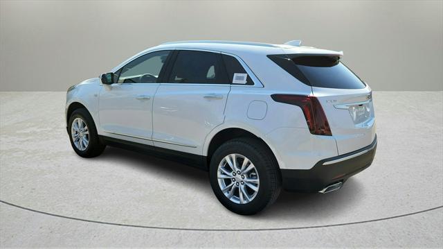 new 2025 Cadillac XT5 car, priced at $43,535