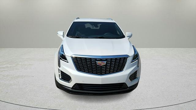 new 2025 Cadillac XT5 car, priced at $43,535