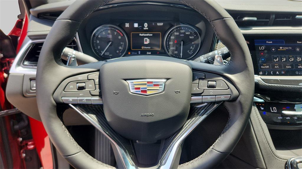 new 2025 Cadillac XT6 car, priced at $65,875