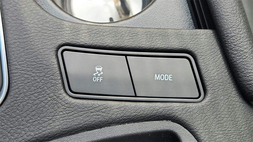 new 2025 Cadillac XT6 car, priced at $65,875