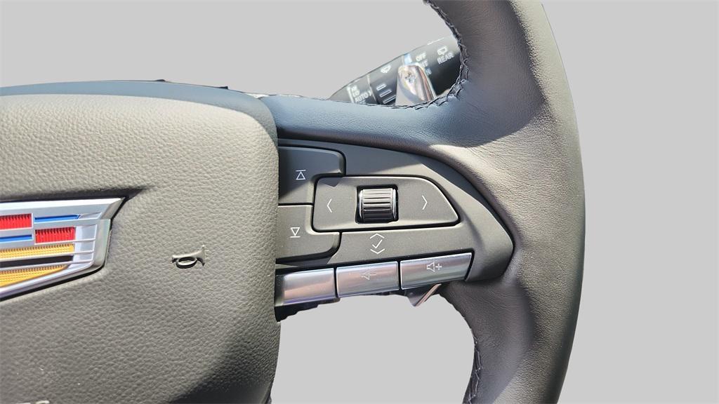 new 2025 Cadillac XT6 car, priced at $65,875