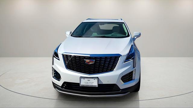 new 2025 Cadillac XT5 car, priced at $54,204