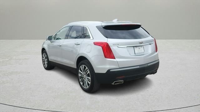 used 2018 Cadillac XT5 car, priced at $21,000