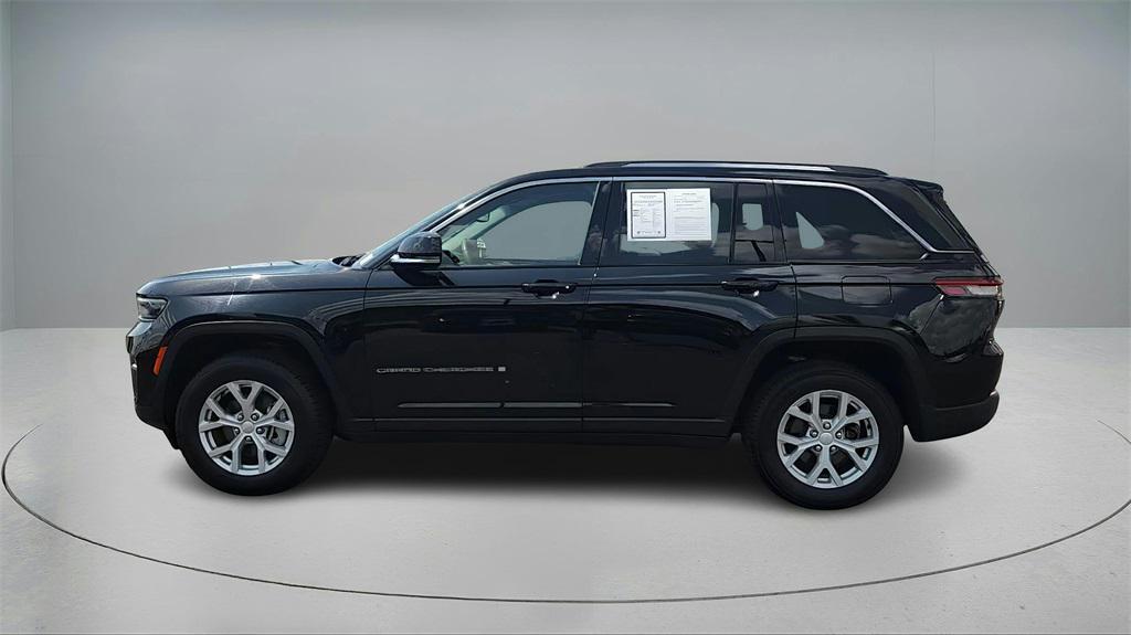used 2023 Jeep Grand Cherokee car, priced at $27,600