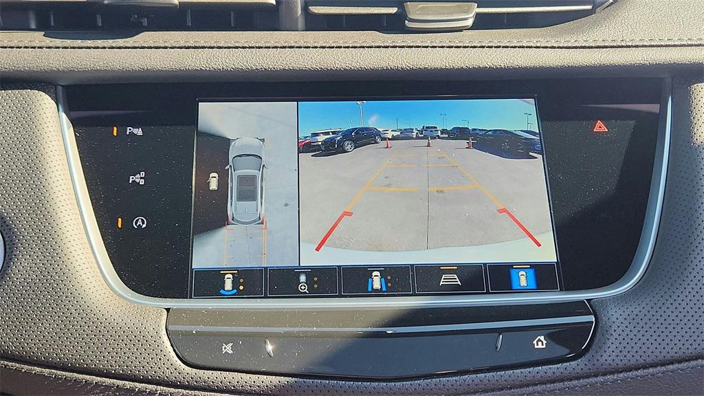 new 2025 Cadillac XT5 car, priced at $56,090