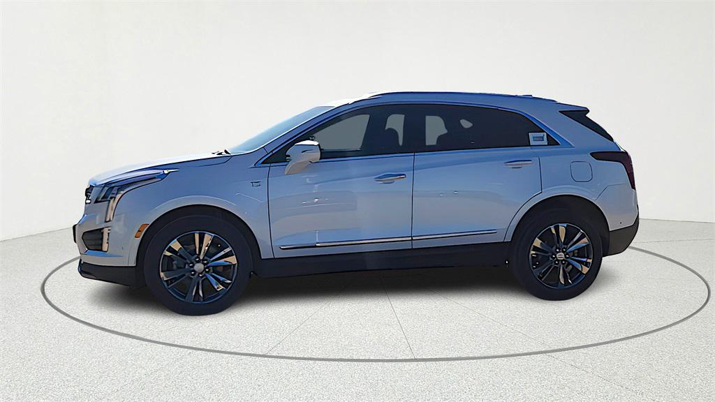 new 2025 Cadillac XT5 car, priced at $56,090