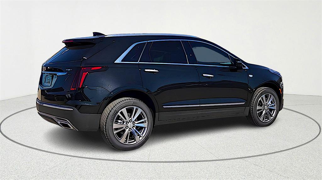 new 2025 Cadillac XT5 car, priced at $51,396