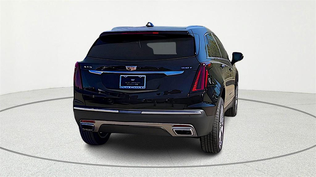 new 2025 Cadillac XT5 car, priced at $51,396