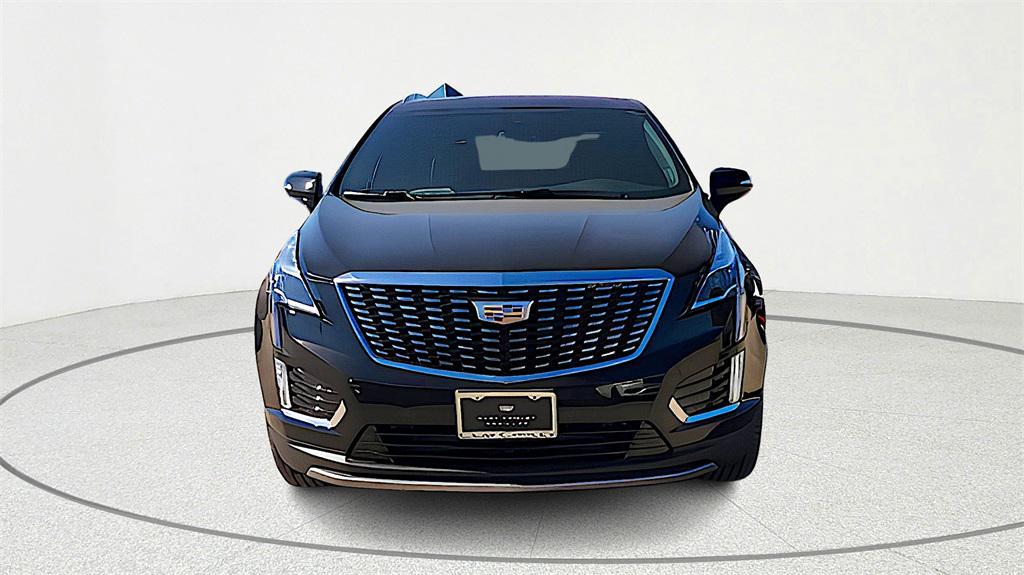 new 2025 Cadillac XT5 car, priced at $51,396