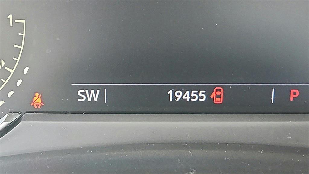 used 2023 Cadillac XT4 car, priced at $27,800