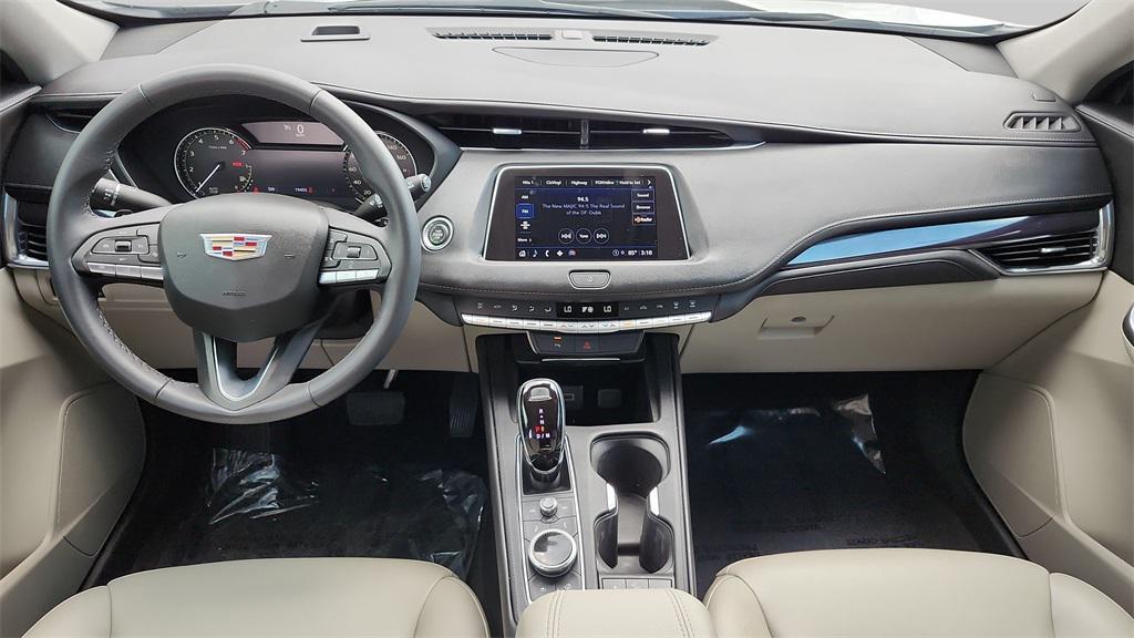 used 2023 Cadillac XT4 car, priced at $27,800