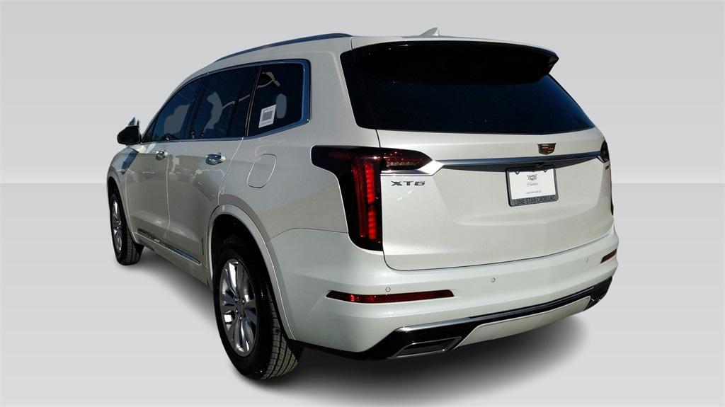 new 2024 Cadillac XT6 car, priced at $50,850