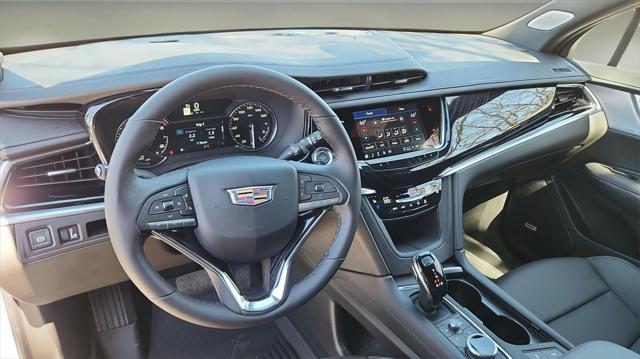 new 2025 Cadillac XT6 car, priced at $60,905
