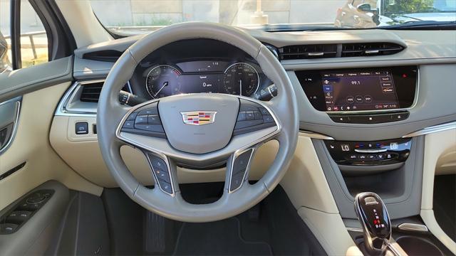 used 2021 Cadillac XT5 car, priced at $27,989