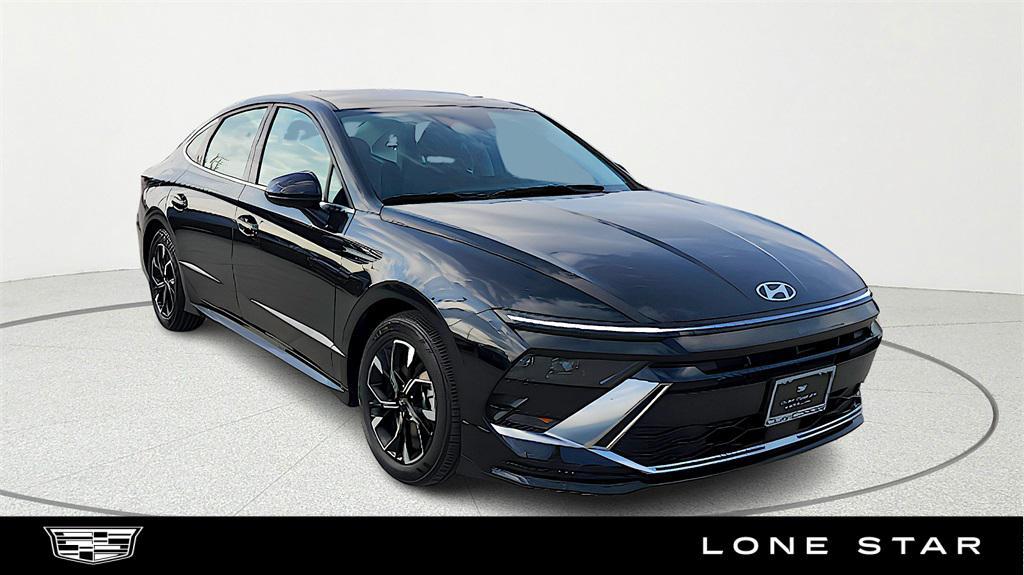 used 2025 Hyundai Sonata car, priced at $21,591