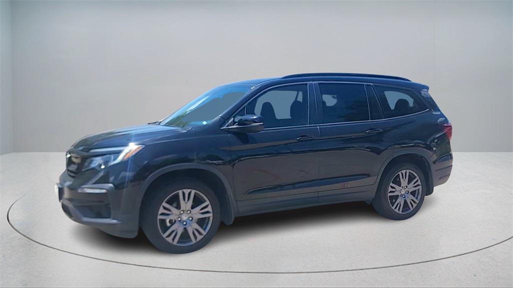 used 2022 Honda Pilot car, priced at $26,800
