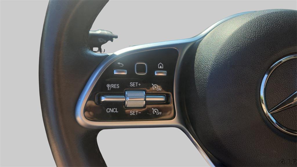 used 2023 Mercedes-Benz GLB 250 car, priced at $25,900