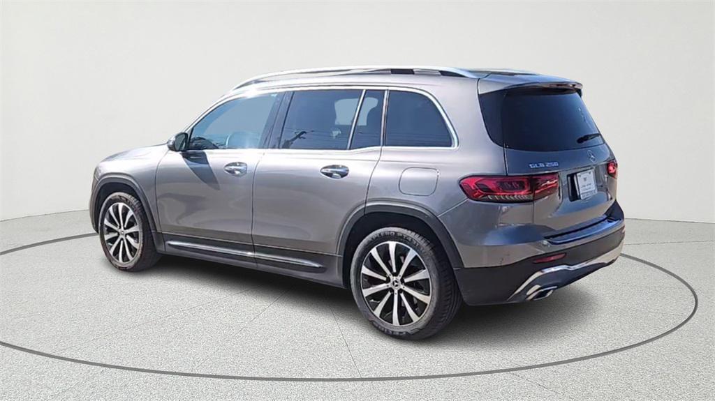 used 2023 Mercedes-Benz GLB 250 car, priced at $25,900