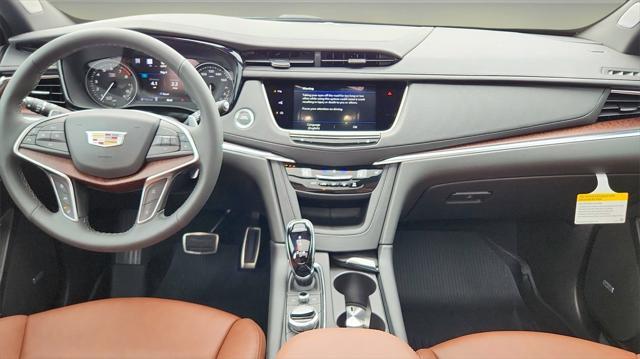 new 2025 Cadillac XT5 car, priced at $62,624