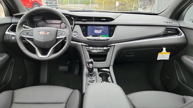 new 2025 Cadillac XT6 car, priced at $51,975