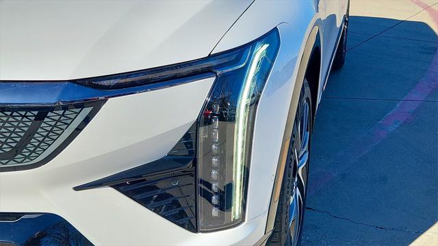 new 2025 Cadillac OPTIQ car, priced at $58,240