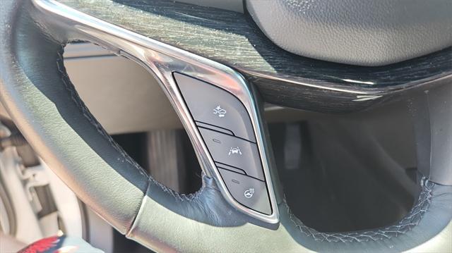 used 2022 Cadillac XT5 car, priced at $32,500