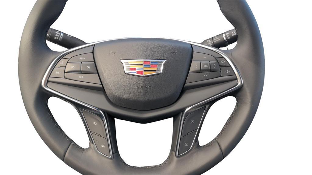 used 2023 Cadillac XT5 car, priced at $24,891