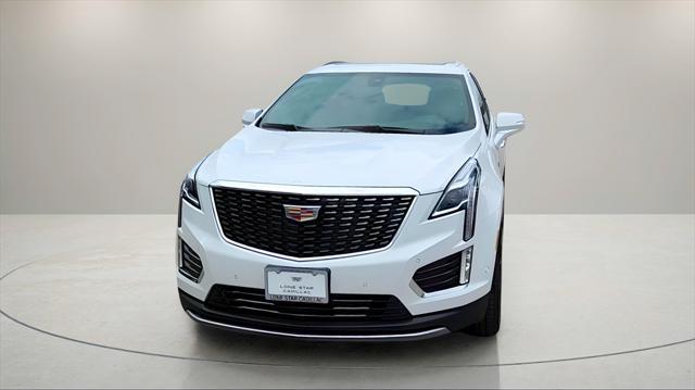 new 2025 Cadillac XT5 car, priced at $56,180